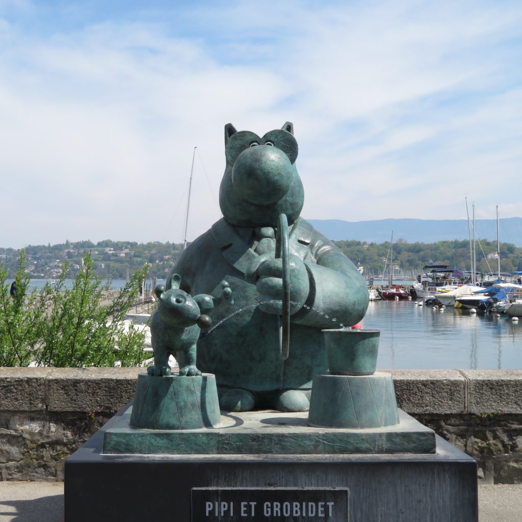 brodyachij-kot-chat-deambule